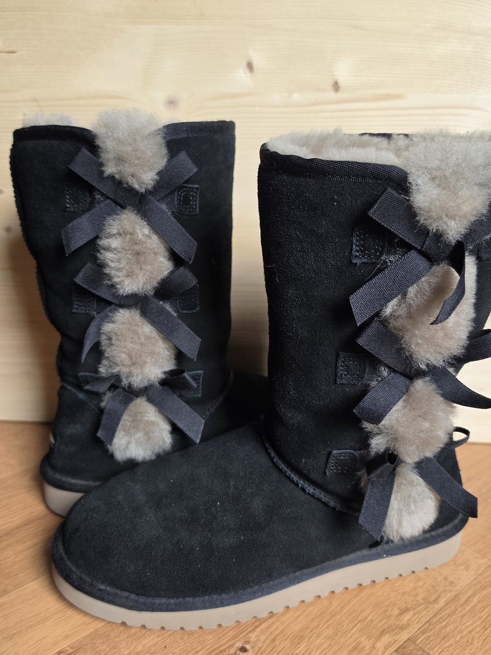 Women’s Black Suede Faux Fur Bow Winter Boots